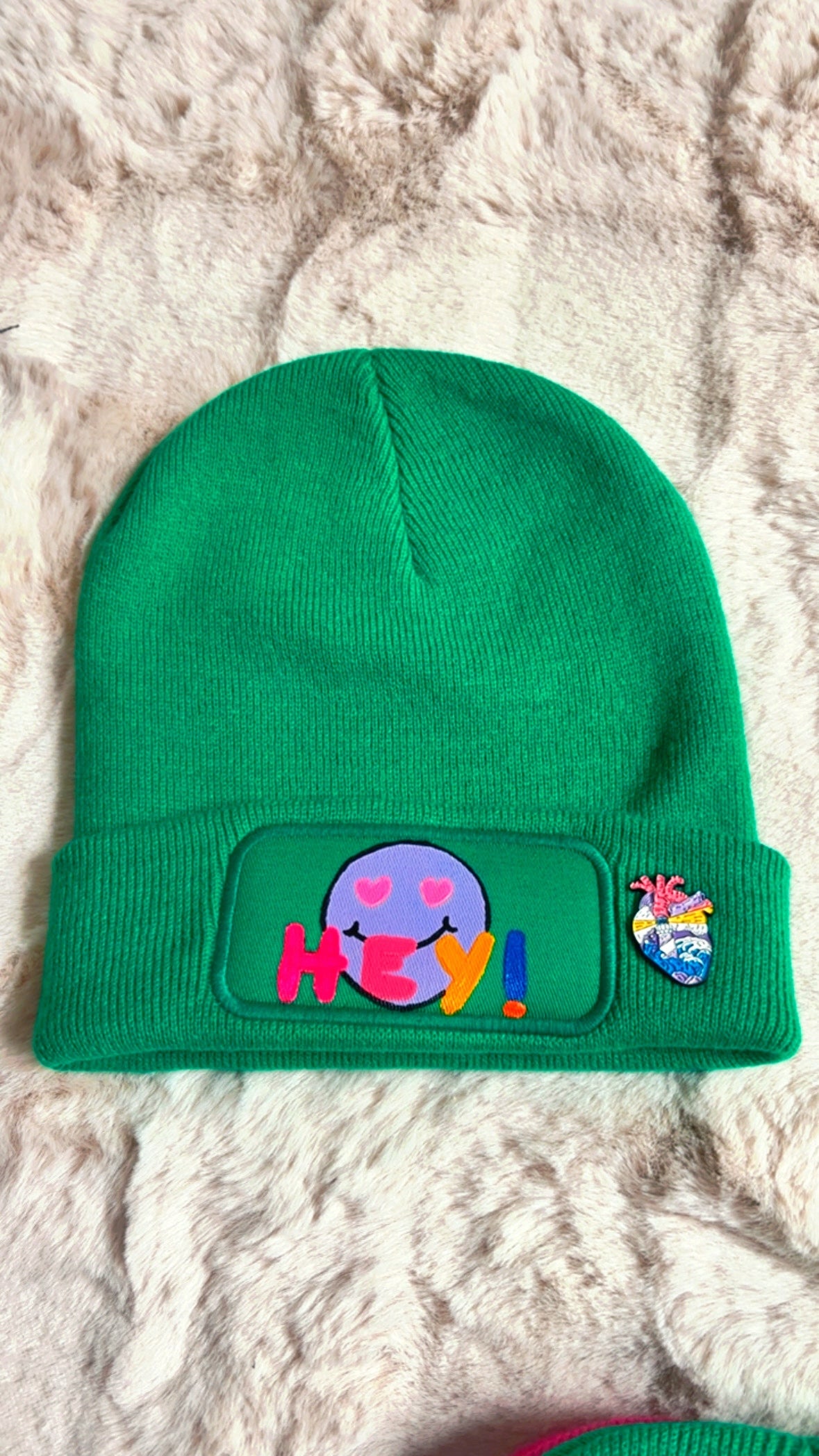 Bonnet Vert "HEY"