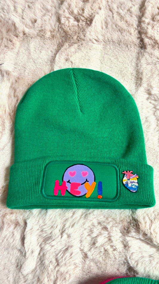 Bonnet Vert "HEY"